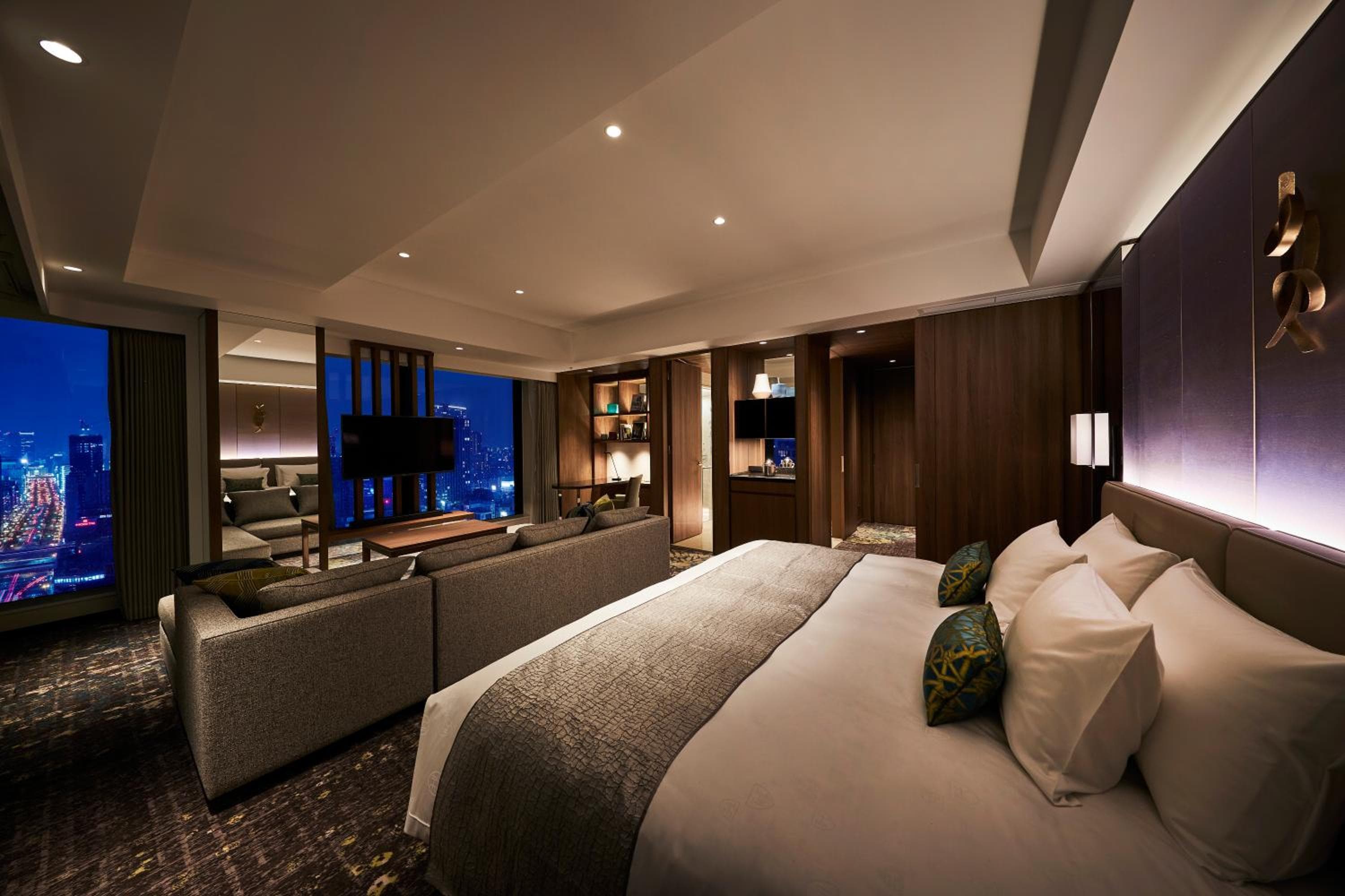 The Royal Park Hotel Iconic Osaka Midosuji 3