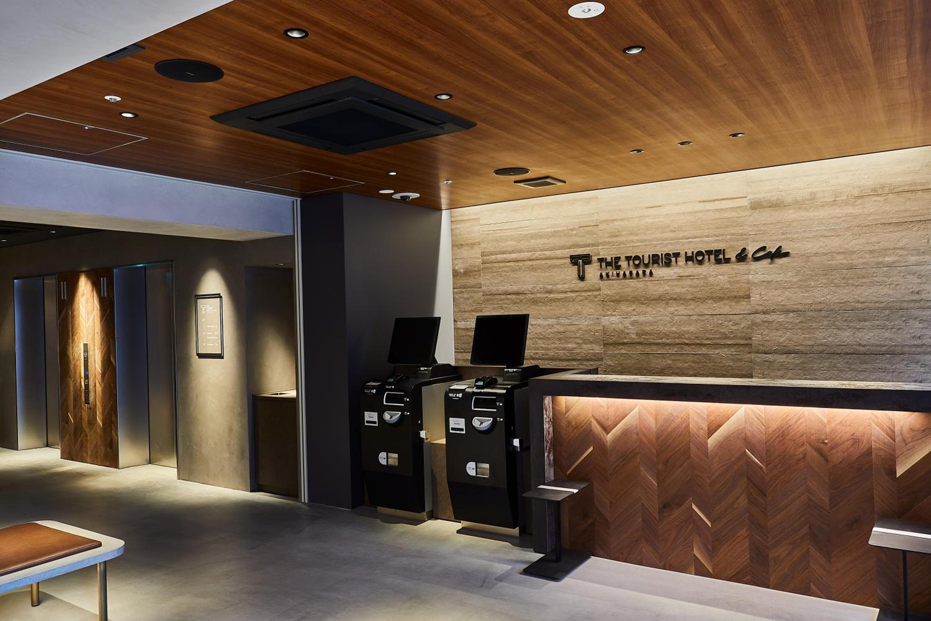 THE TOURIST ホテル & Cafe AKIHABARA 3