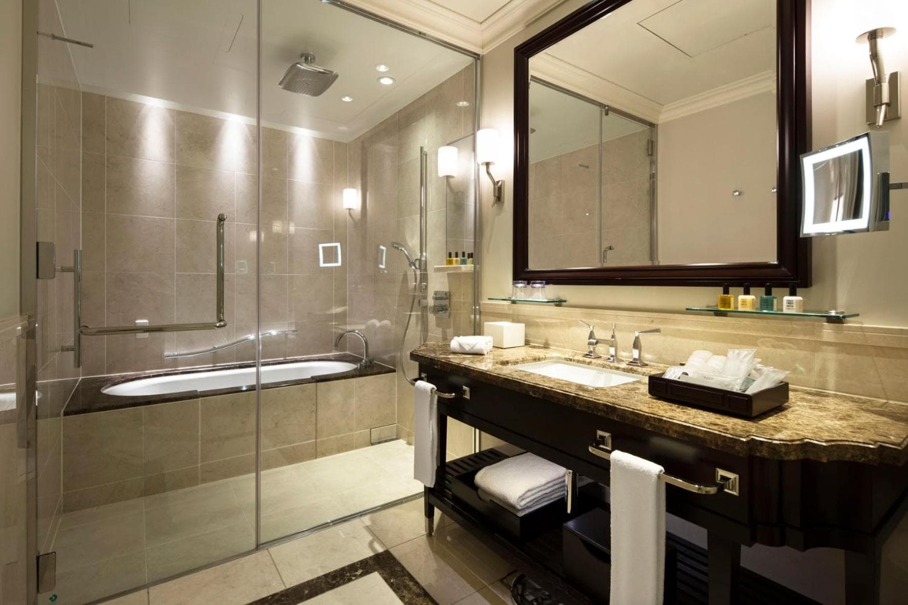 The Tokyo Station Hotel 3